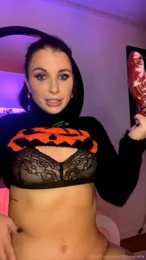 Ivy Lebelle
