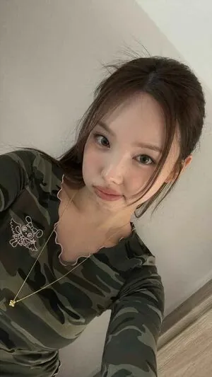 I’m Nayeon content
