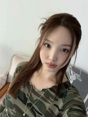 I’m Nayeon content