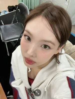 I’m Nayeon content