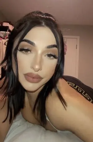imeverythingyoudesiree content