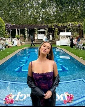 Isa.mariduena content