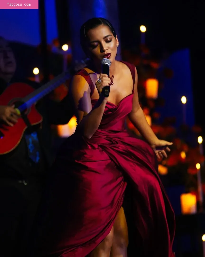 Isabela Merced