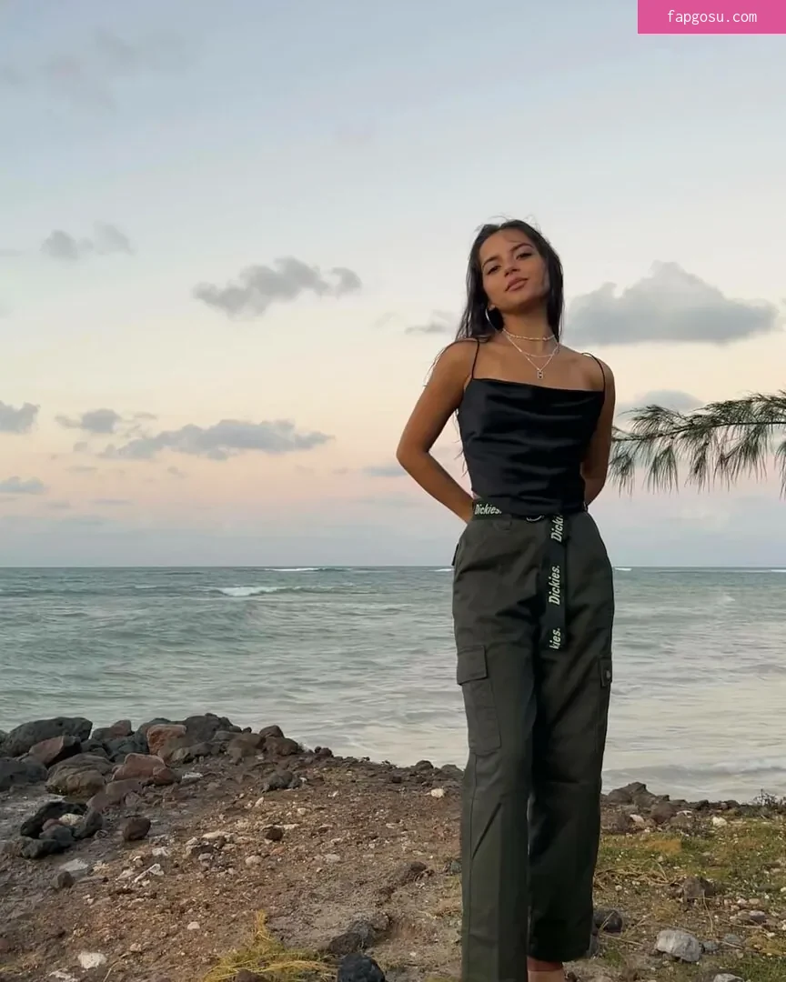 Isabela Merced