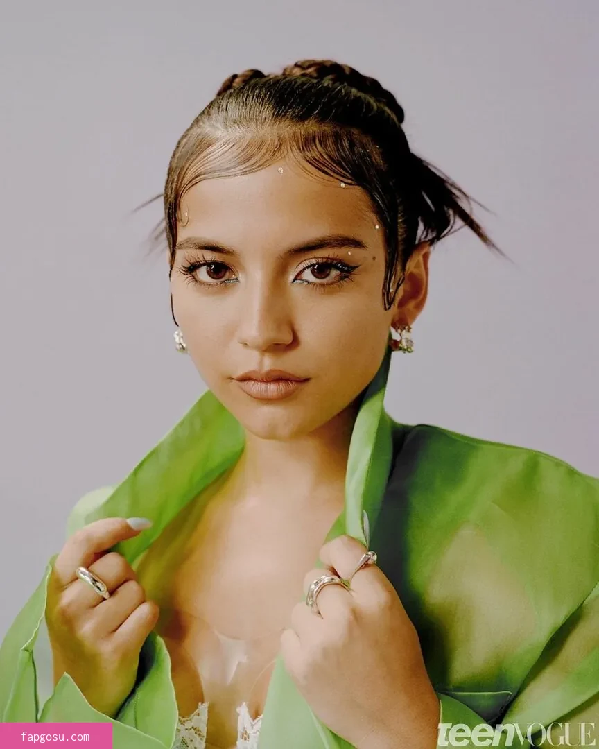 Isabela Merced