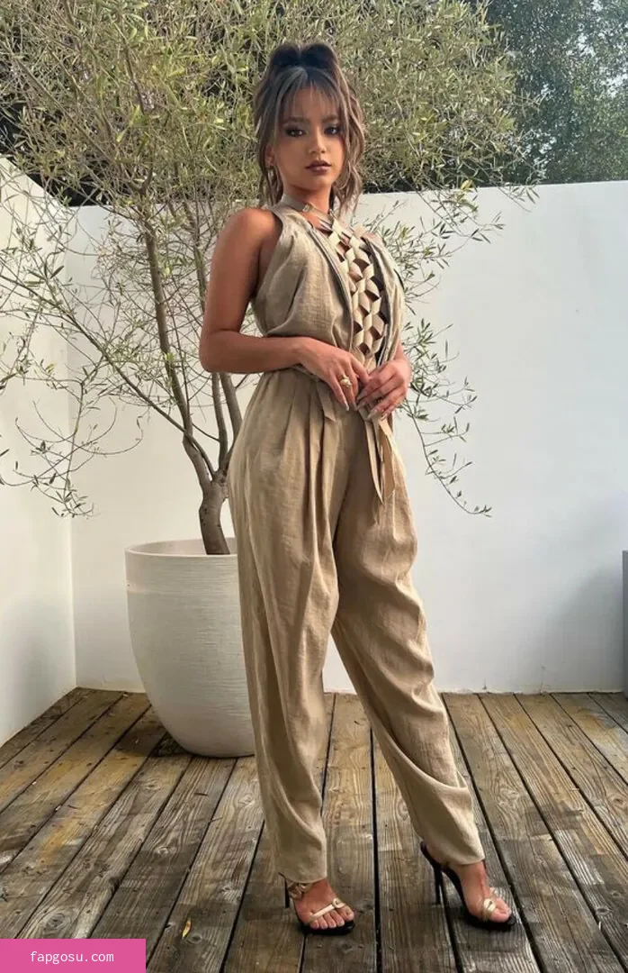 Isabela Merced