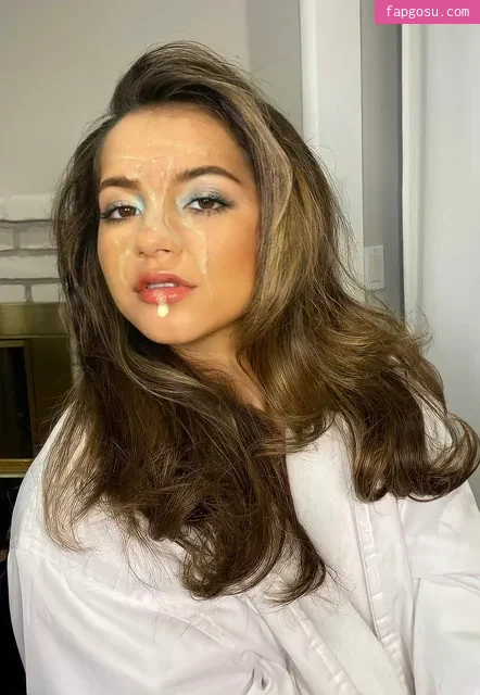 Isabela Merced