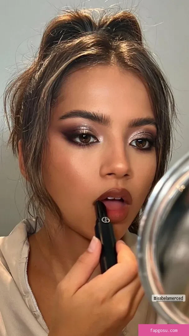 Isabela Merced