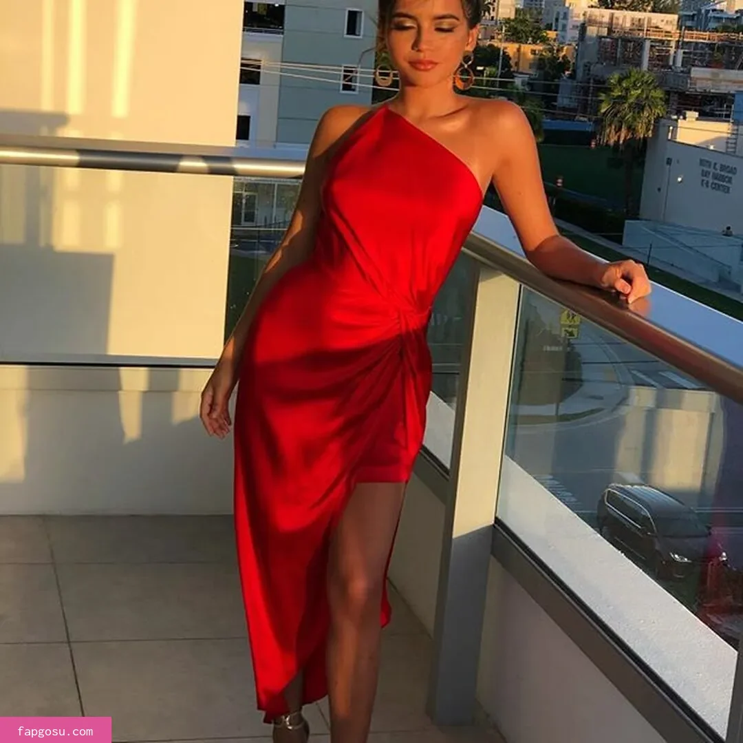 Isabela Merced