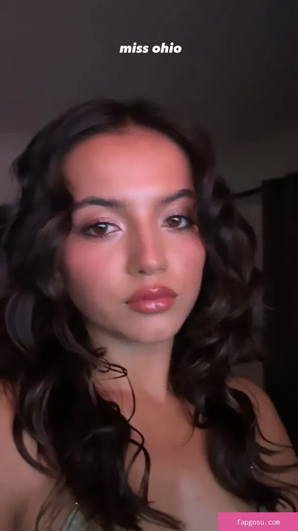 Isabela Merced