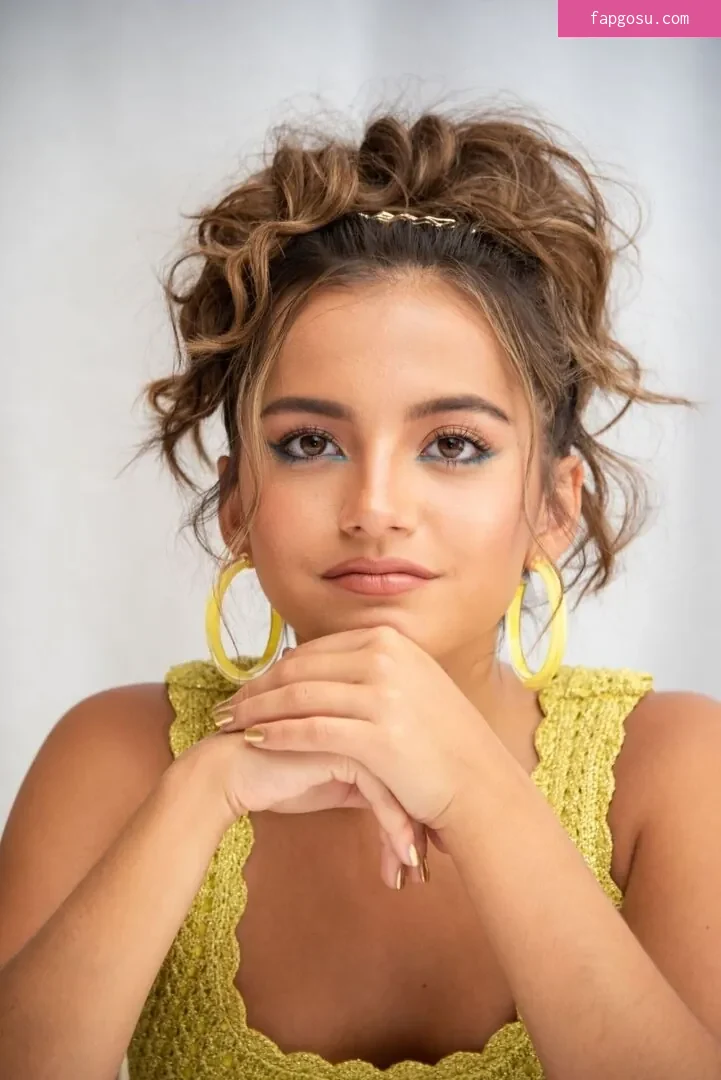 Isabela Merced