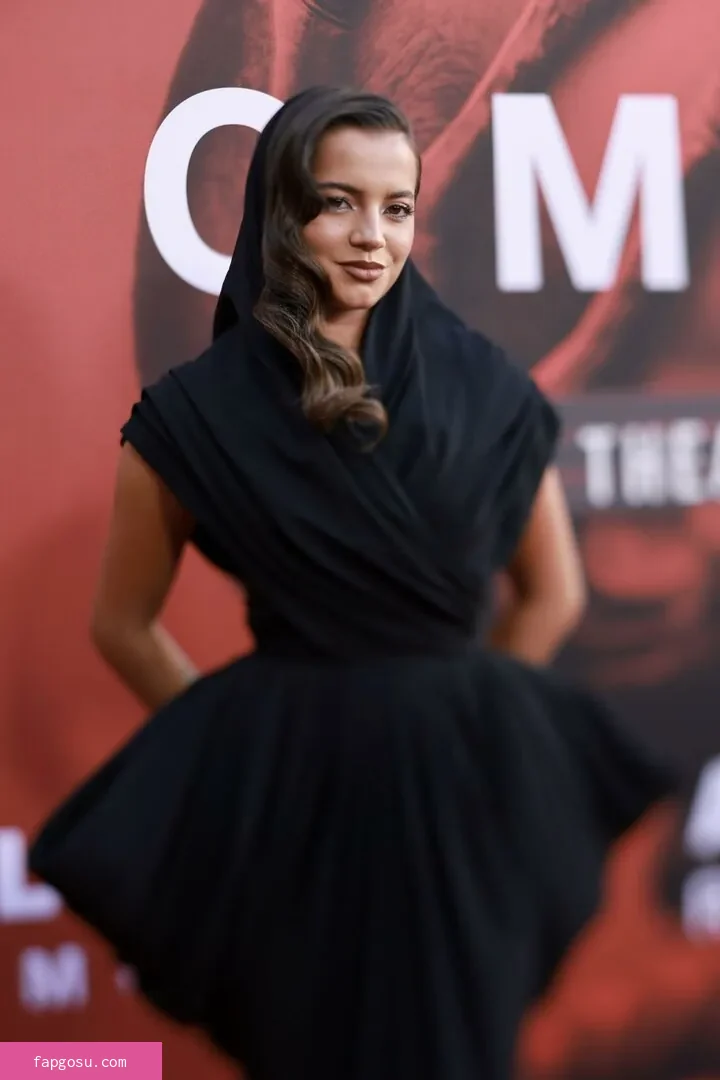 Isabela Merced