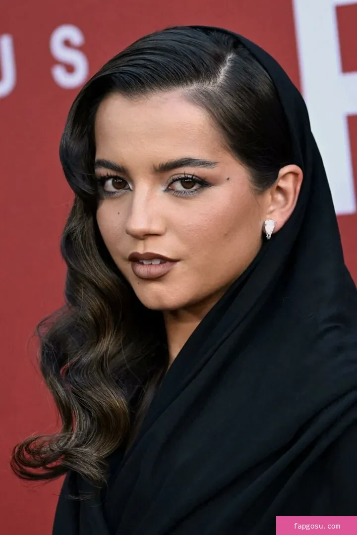 Isabela Merced