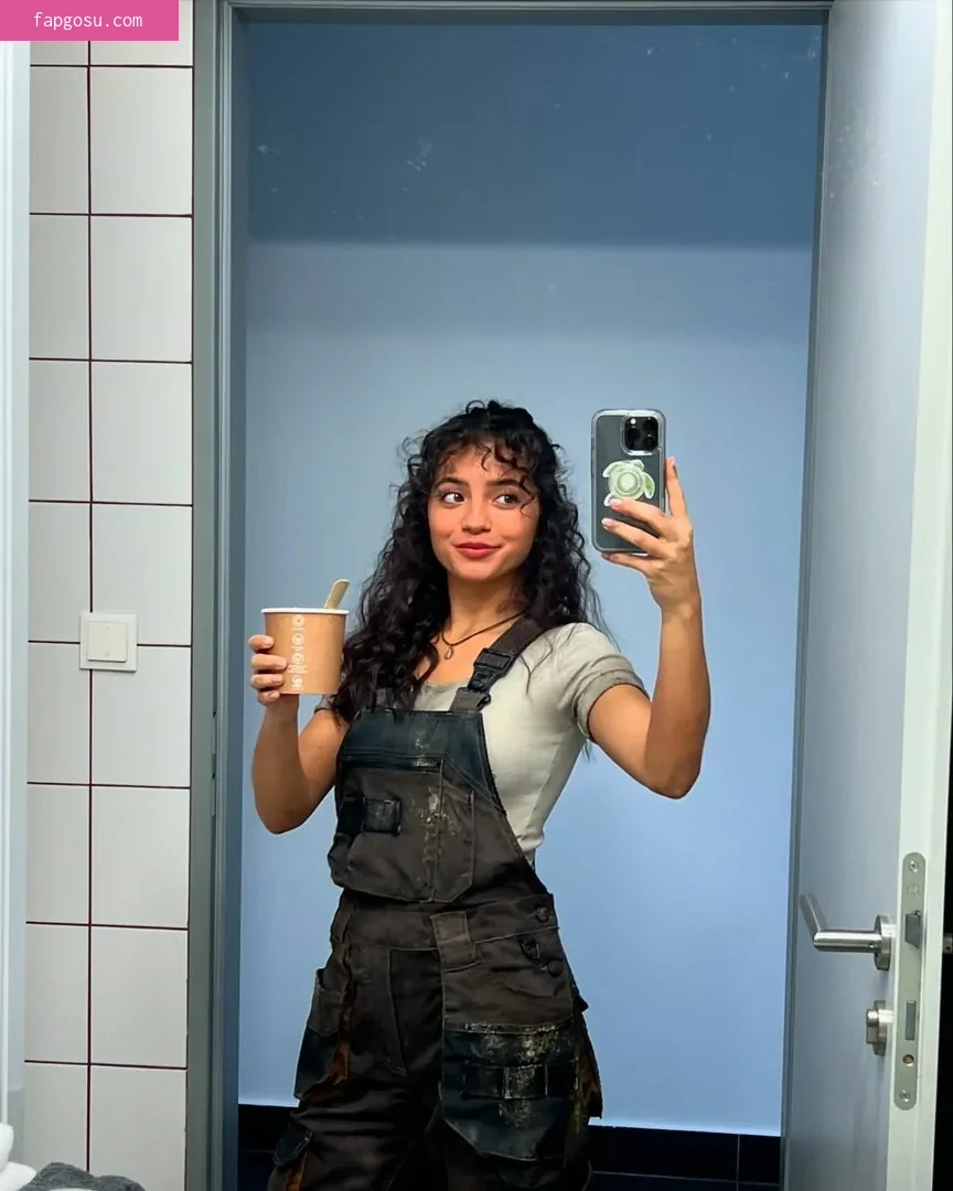 Isabela Merced