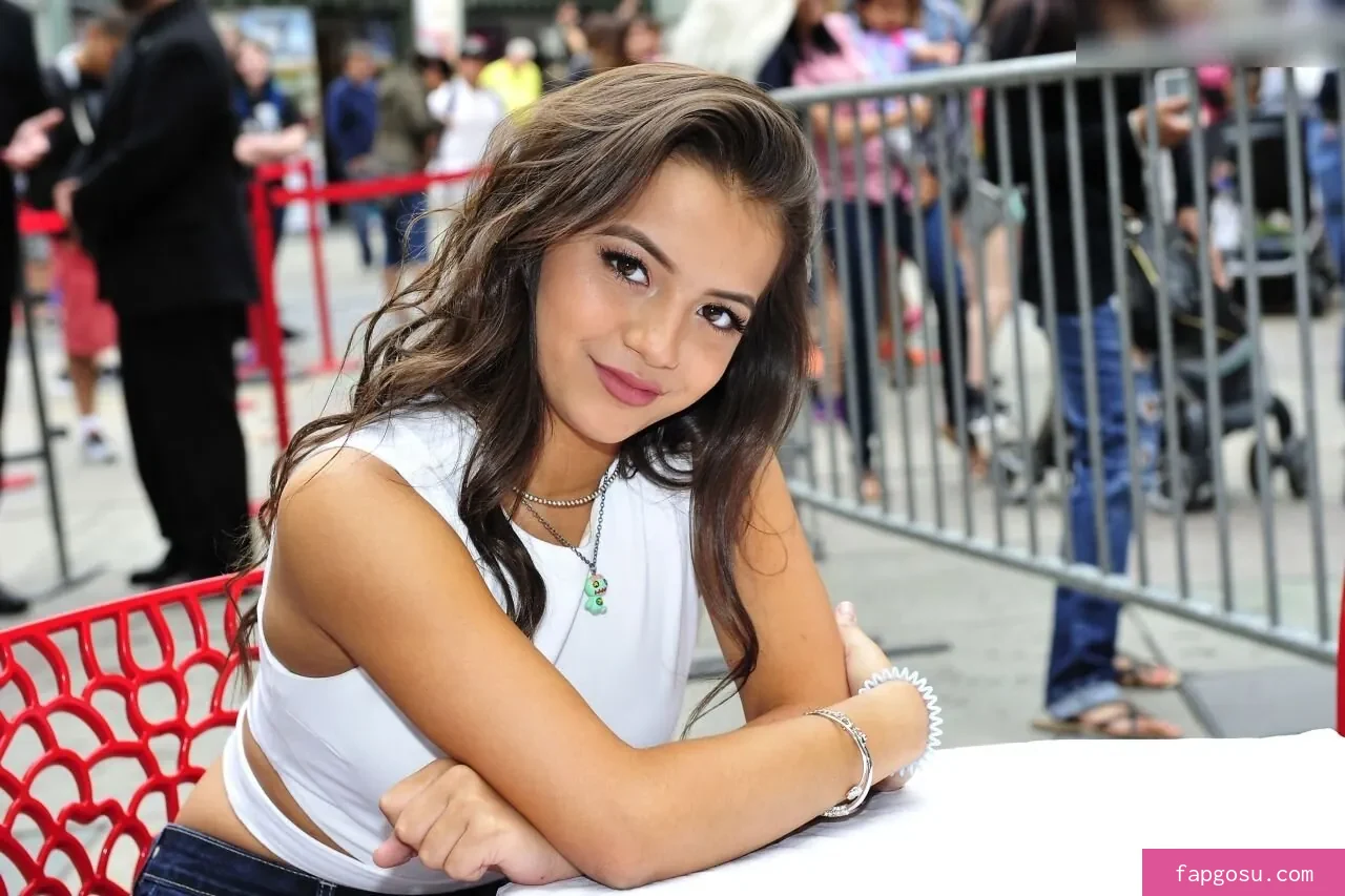 Isabela Merced
