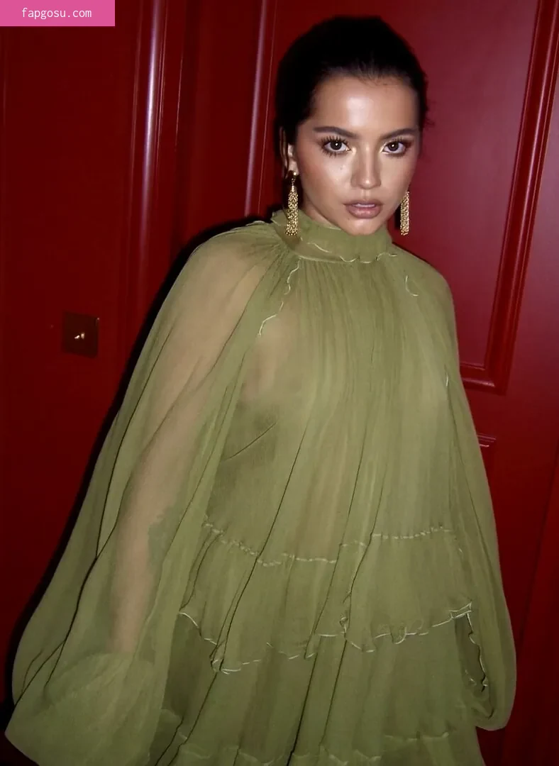 Isabela Merced