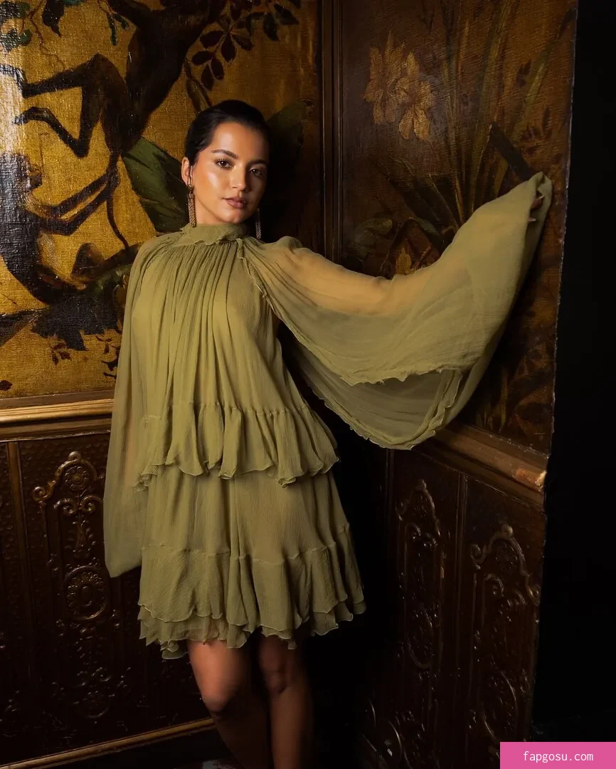 Isabela Merced
