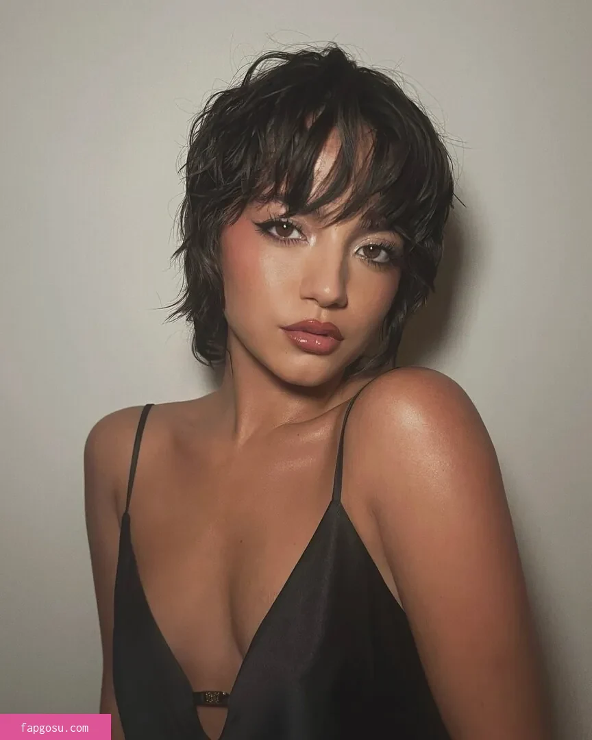 Isabela Merced