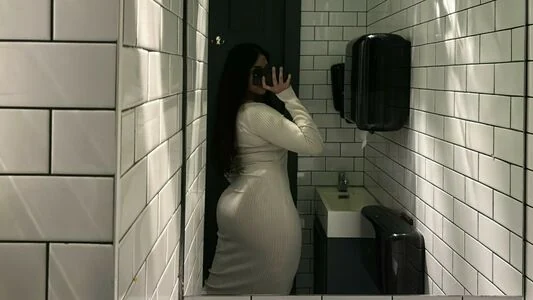Isabel Palacio content