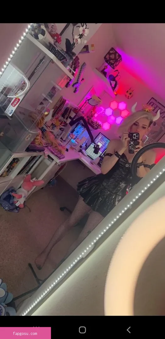 its_peachybunnn