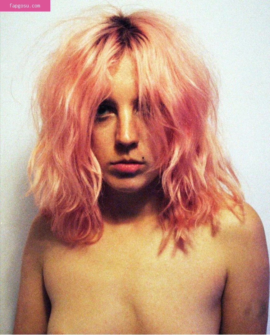Izzy Phillips