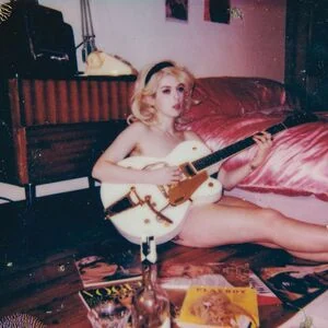 Izzy Phillips content