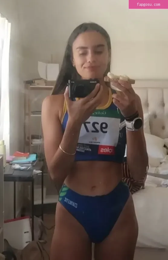 Imogen Russell