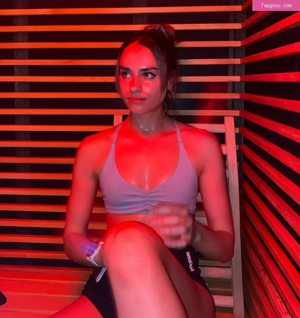 Imogen Russell - Photo #227
