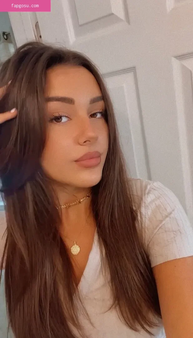 Isabella Stoisavljevic Zerpa