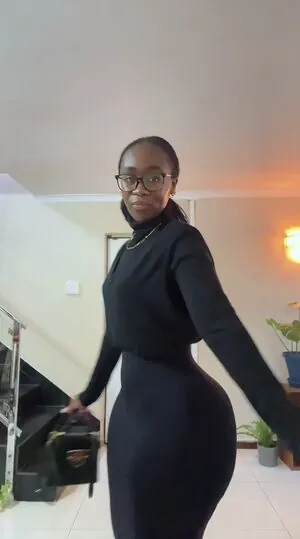 its_tshego34 content