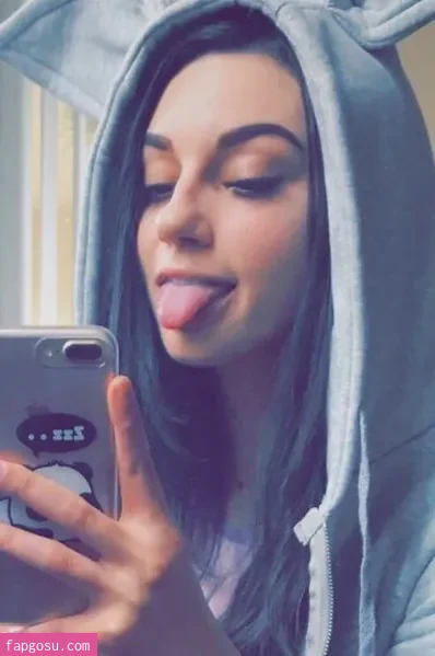 Izzy_xx