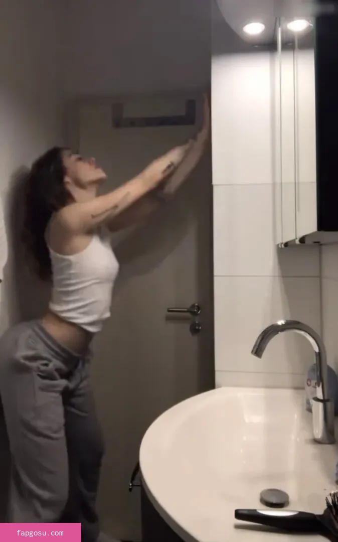 Janaxnell