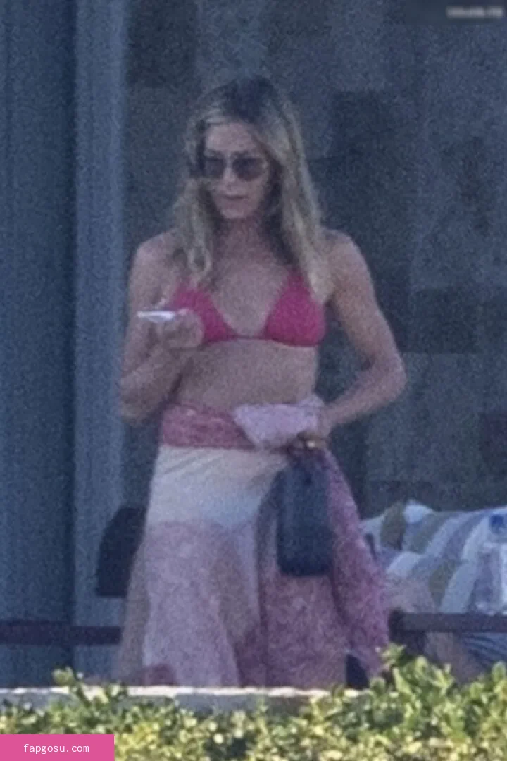 Jennifer Aniston