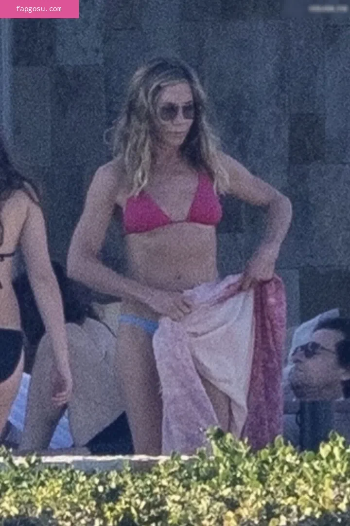 Jennifer Aniston