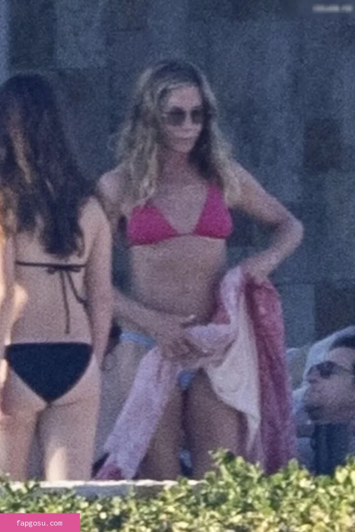 Jennifer Aniston