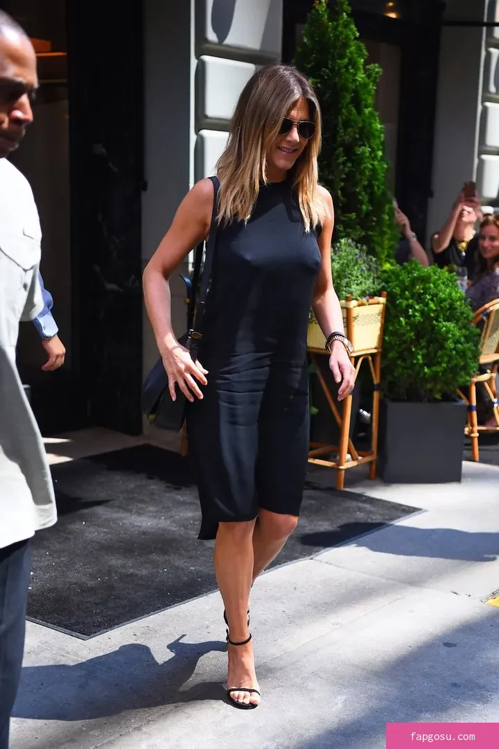 Jennifer Aniston
