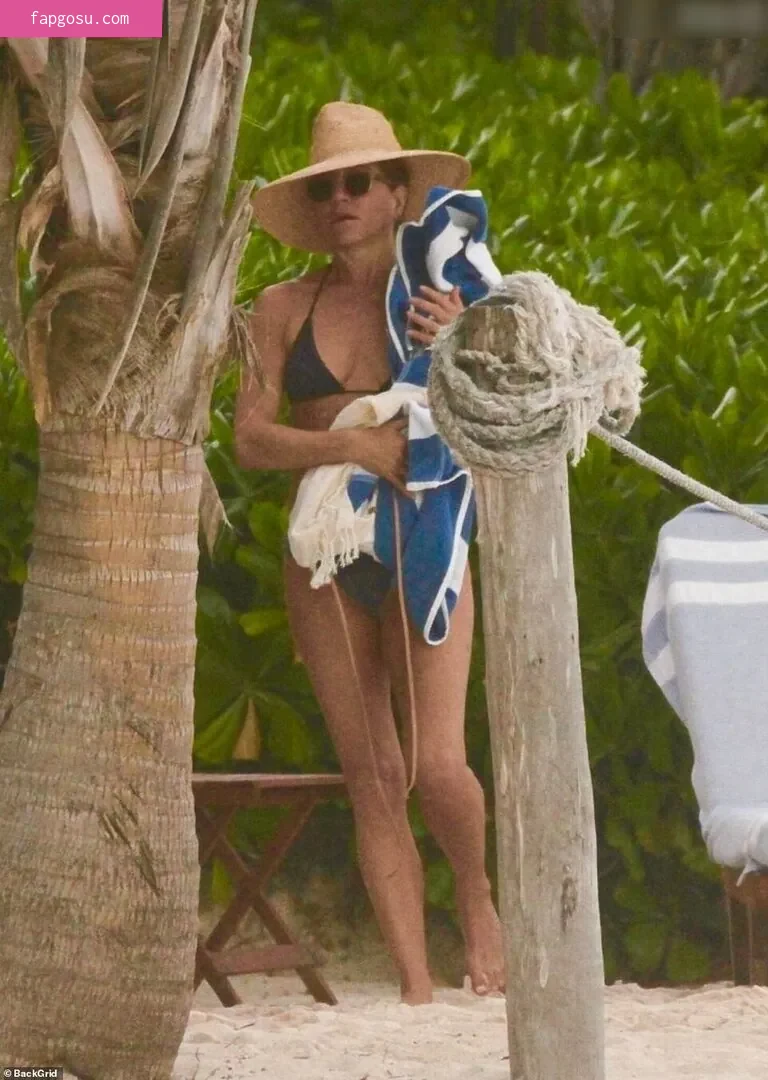 Jennifer Aniston