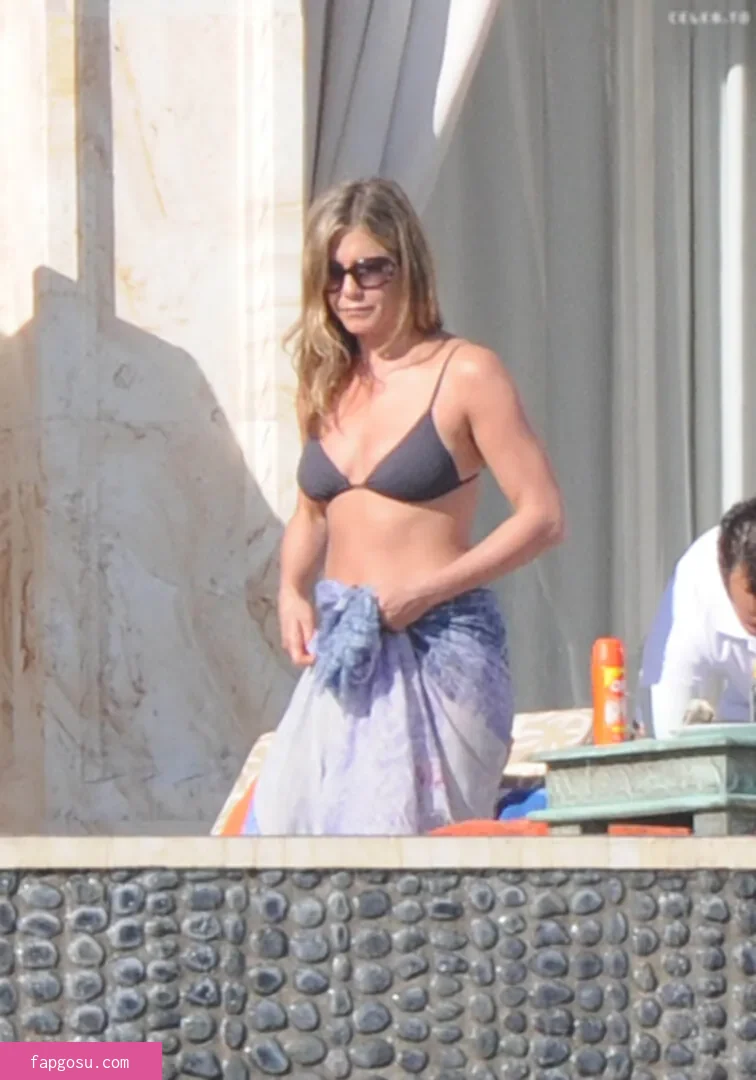 Jennifer Aniston