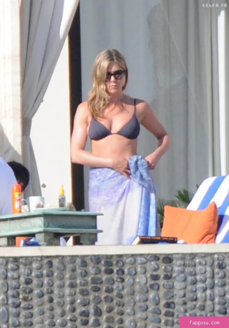 Jennifer Aniston