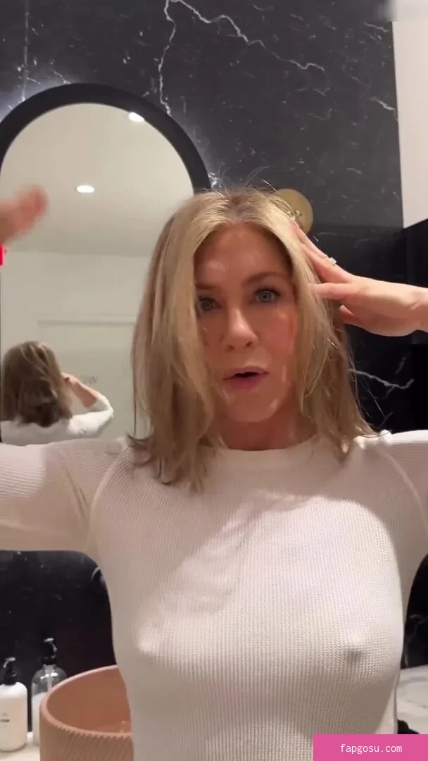 Jennifer Aniston