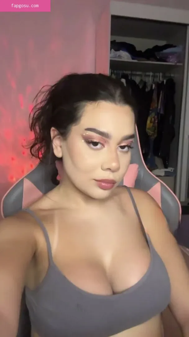 Julia Alvarenga