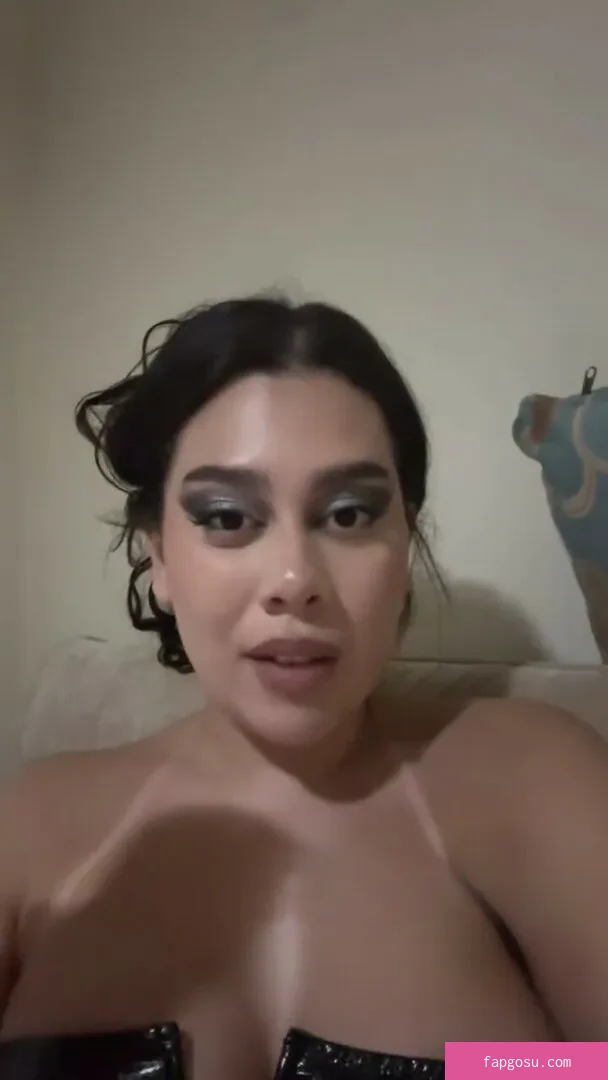Julia Alvarenga