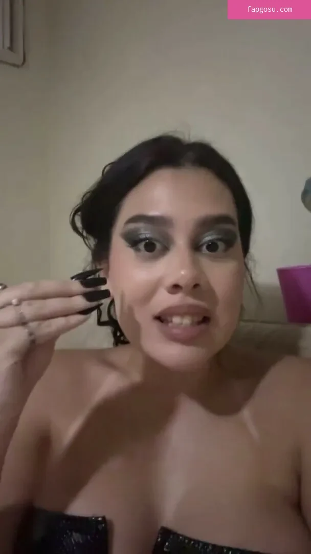 Julia Alvarenga
