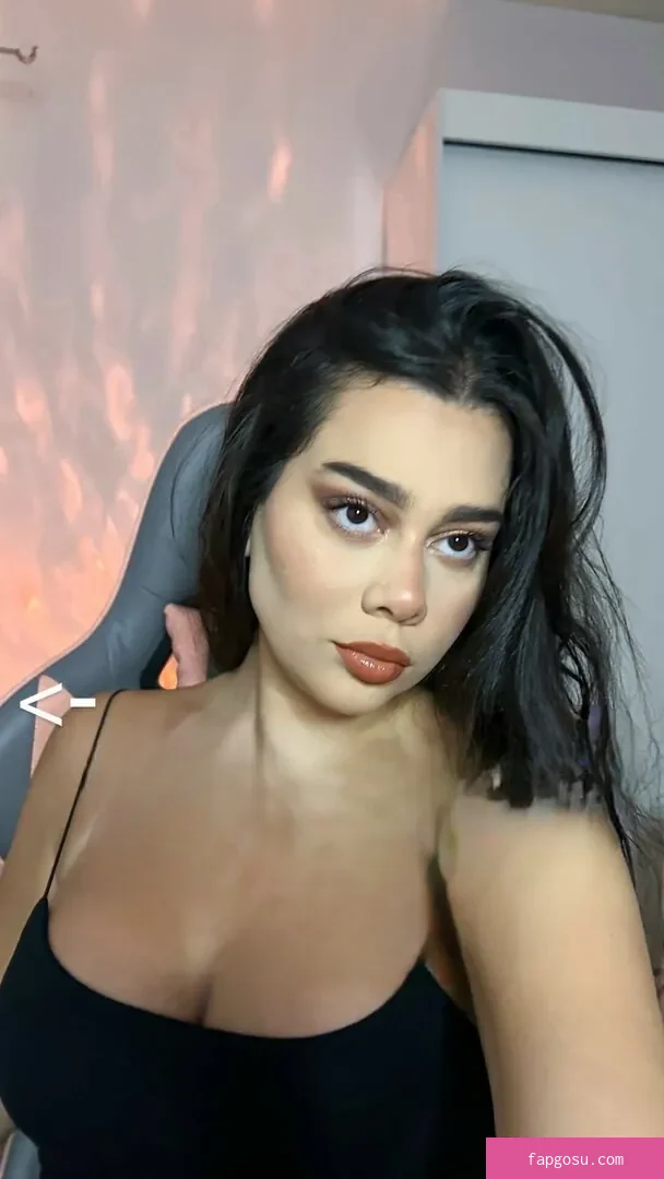 Julia Alvarenga