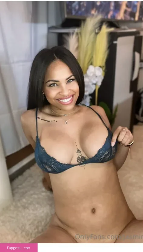 Jasminee_b