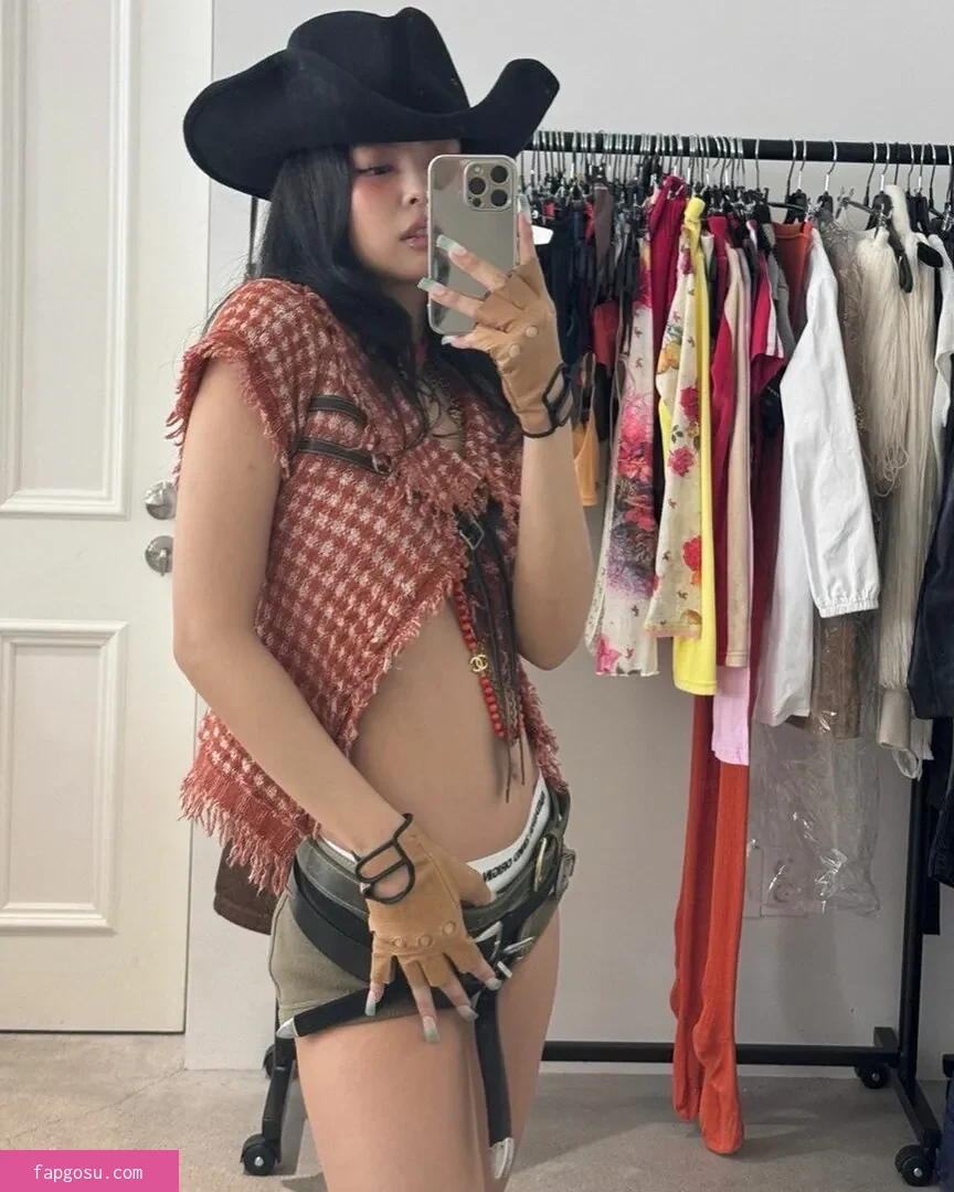Jennie | BLΛƆKPIИK
