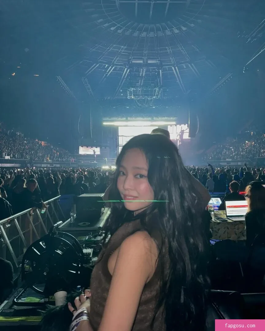 Jennie | BLΛƆKPIИK