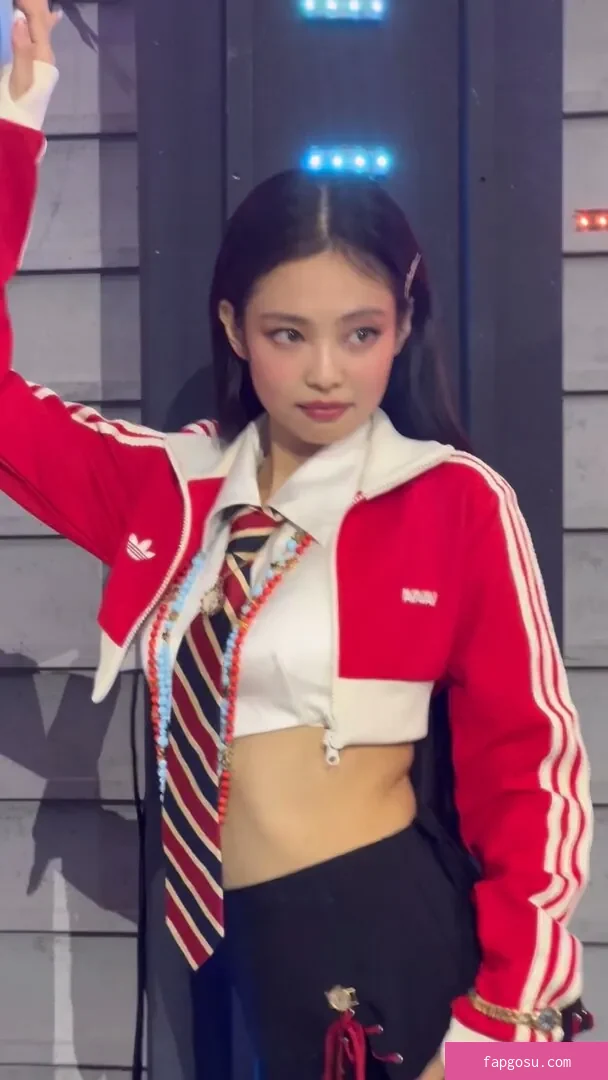 Jennie | BLΛƆKPIИK