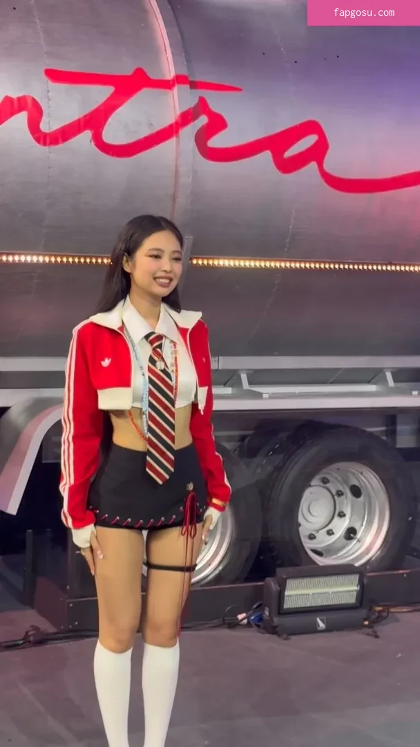 Jennie | BLΛƆKPIИK