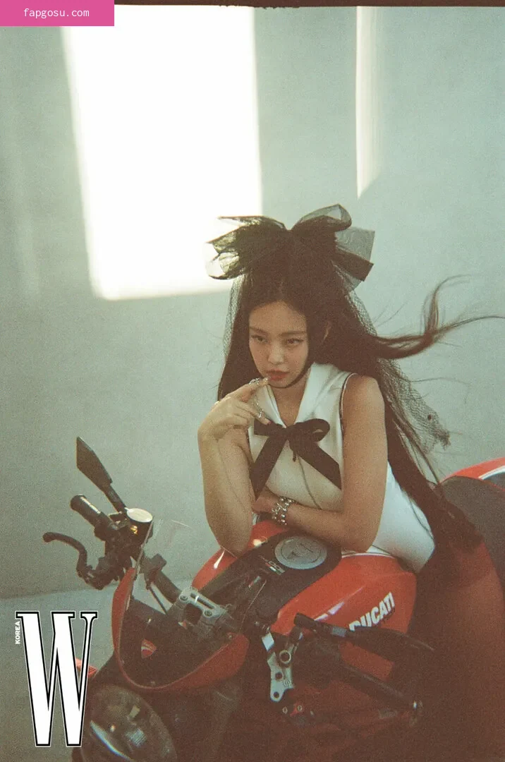 Jennie | BLΛƆKPIИK